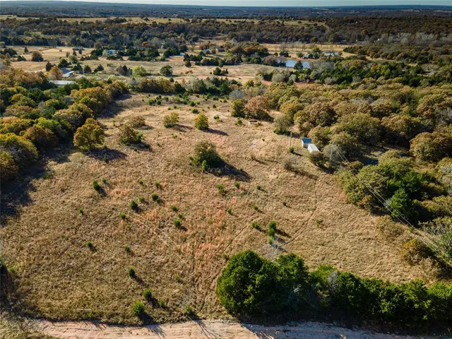 Photo 6 — 21288 NE 150th Street, Luther, OK 73054