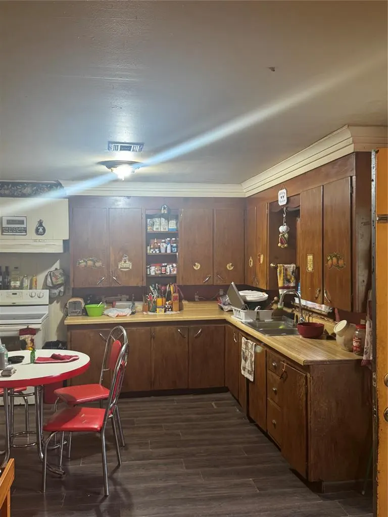 Photo 8 — 615 Marietta Street, Muskogee, OK 74401