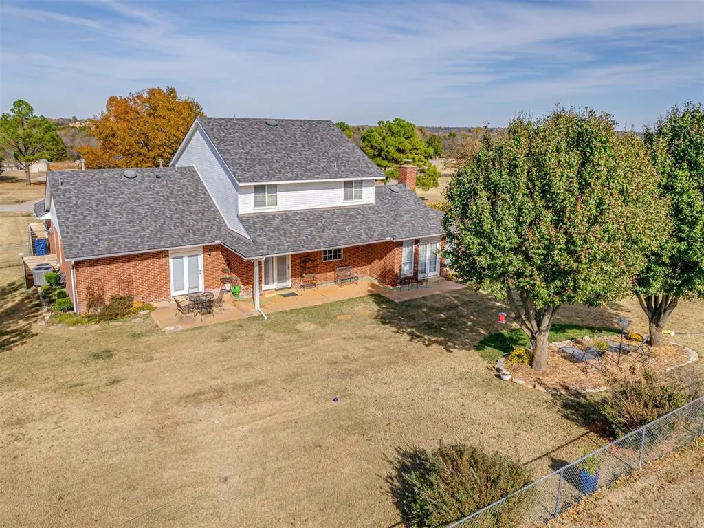 Photo 36 — 1720 Silver Oaks Drive, Edmond, OK 73025