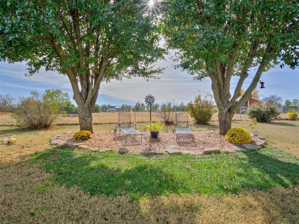 Photo 39 — 1720 Silver Oaks Drive, Edmond, OK 73025