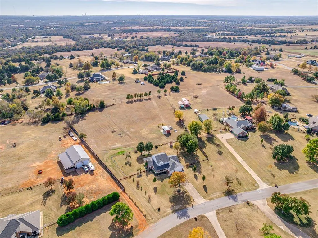 Photo 44 — 1720 Silver Oaks Drive, Edmond, OK 73025