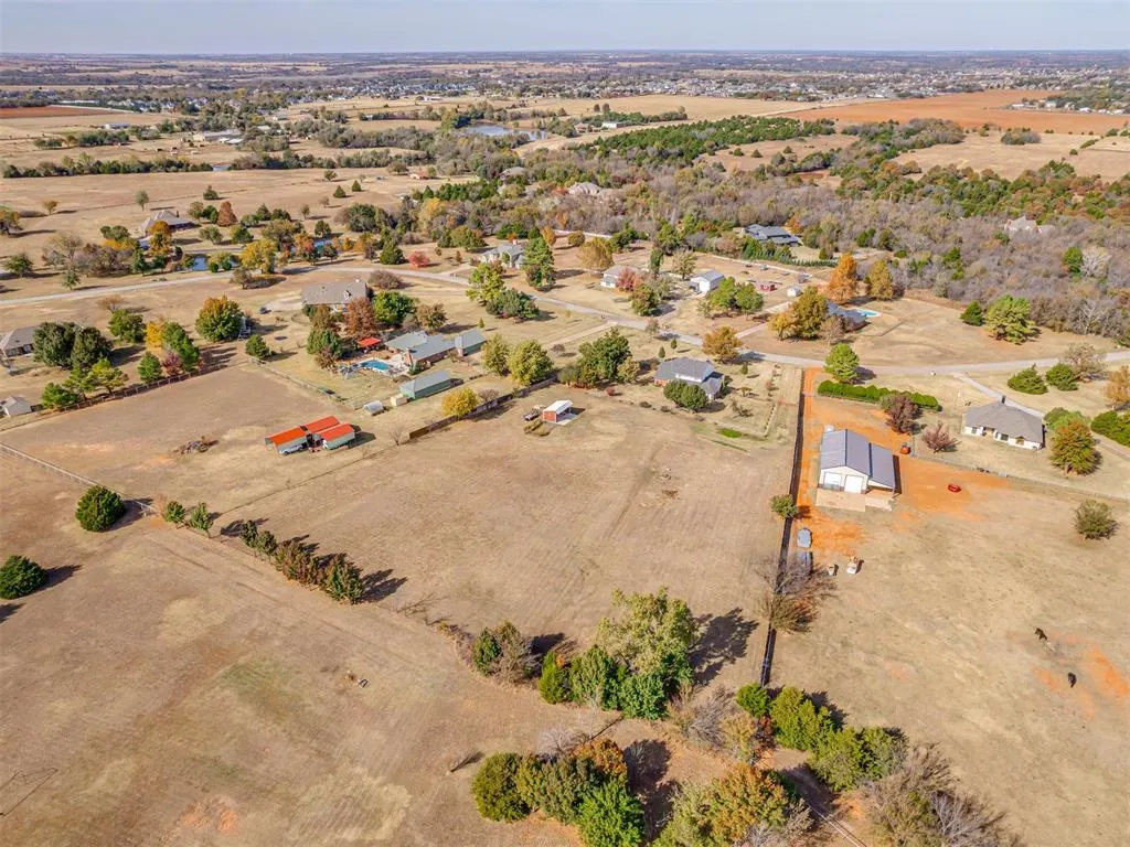 Photo 47 — 1720 Silver Oaks Drive, Edmond, OK 73025