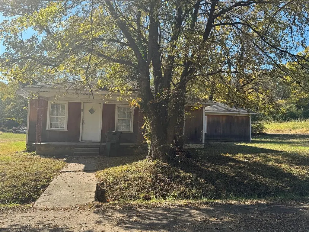 Front exterior — 343 Joplin Street, Muskogee, OK 74401