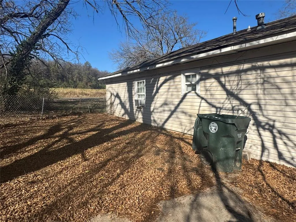 Photo 11 — 343 Joplin Street, Muskogee, OK 74401
