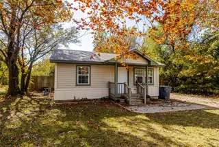 Sold home at 9620 SE 4th Street