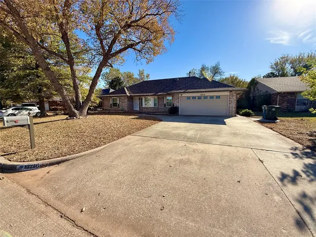 Photo 7 — 10216 Alicia Drive, Midwest City, OK 73130