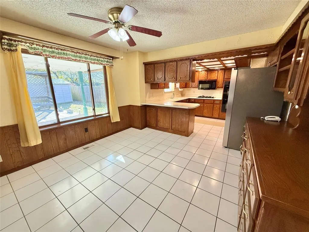Photo 17 — 10216 Alicia Drive, Midwest City, OK 73130