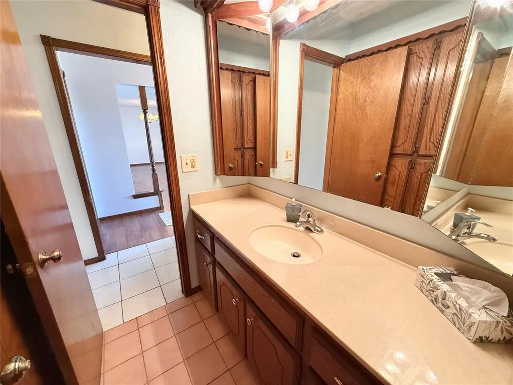 Photo 38 — 10216 Alicia Drive, Midwest City, OK 73130
