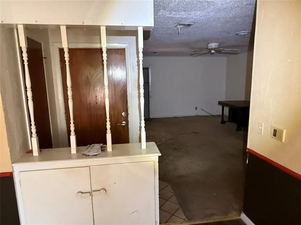 Photo 14 — 4324 N Grove Avenue, Warr Acres, OK 73122