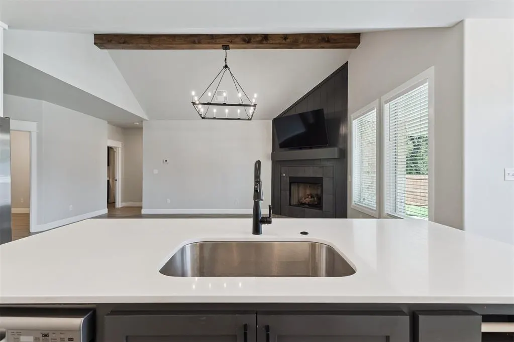 Photo 5 — 124 W 5th Street, Arcadia, OK 73007