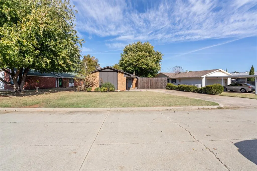 Photo 3 — 5609 NW 67th Street, Warr Acres, OK 73132