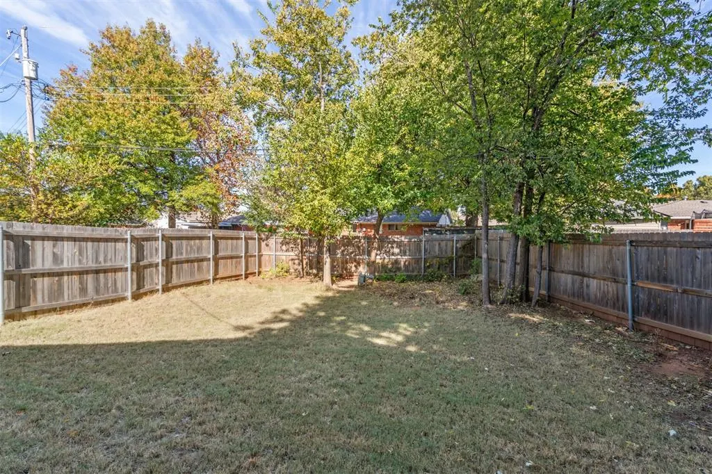 Photo 42 — 5609 NW 67th Street, Warr Acres, OK 73132