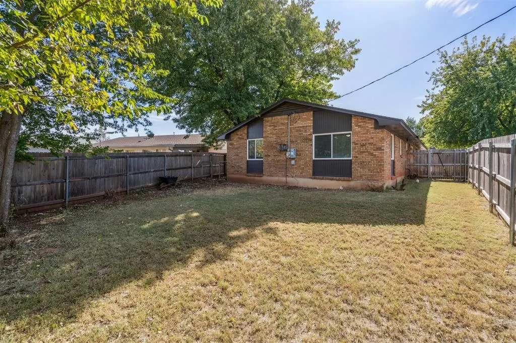Photo 44 — 5609 NW 67th Street, Warr Acres, OK 73132