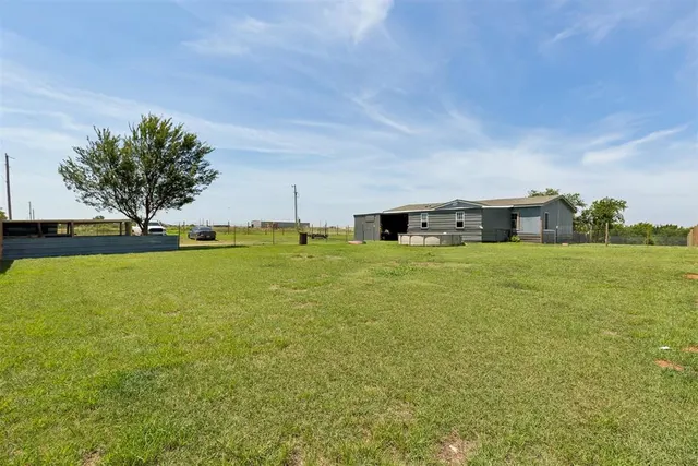 Photo 2 — 11777 Cottonwood Hills Road, Cashion, OK 73016