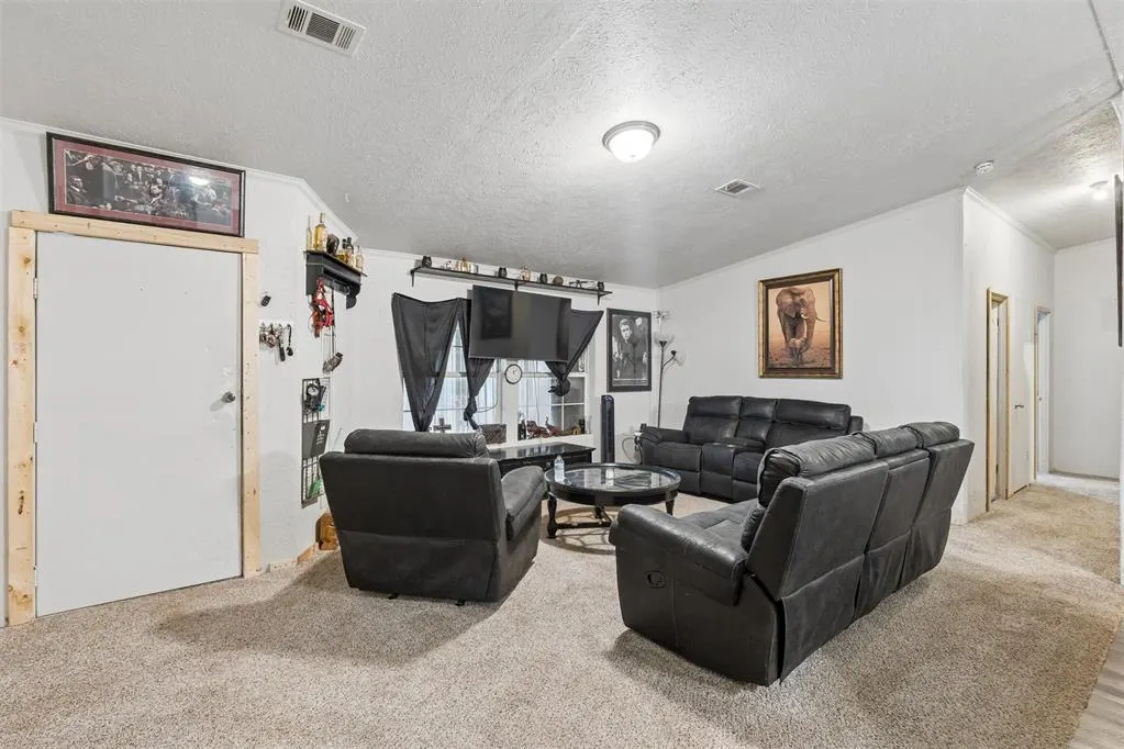 Photo 8 — 11777 Cottonwood Hills Road, Cashion, OK 73016