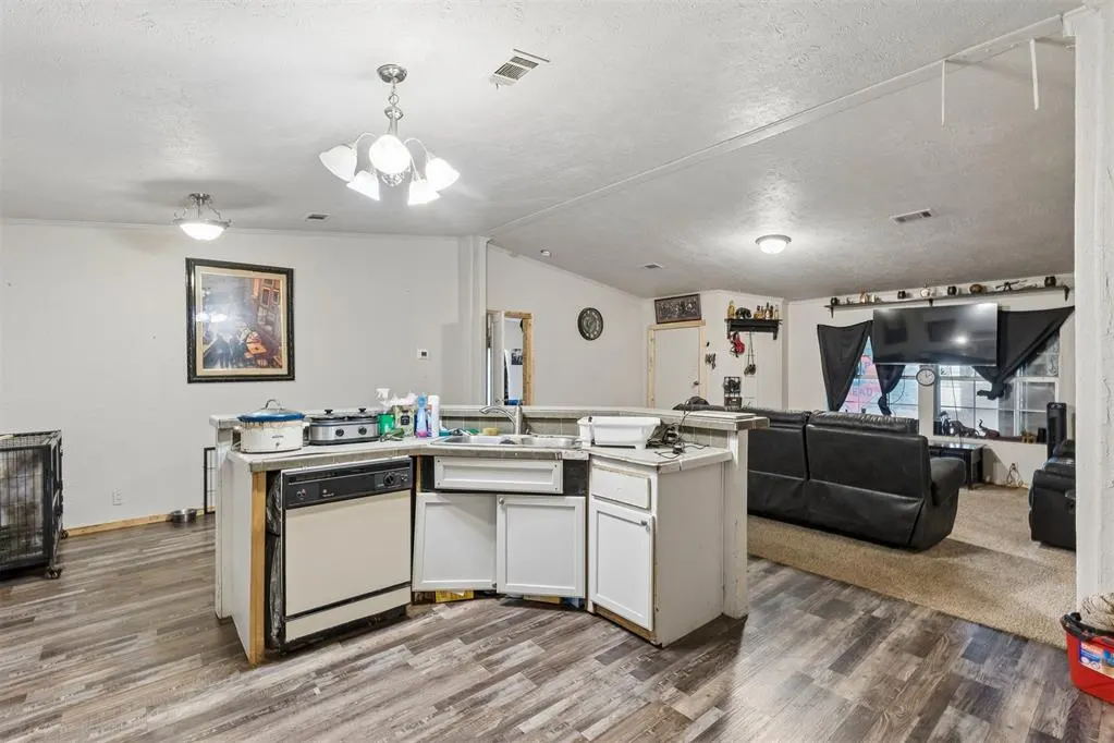 Photo 13 — 11777 Cottonwood Hills Road, Cashion, OK 73016