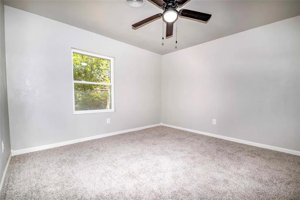 Photo 23 — 124 N Dewey Avenue, Chandler, OK 74834