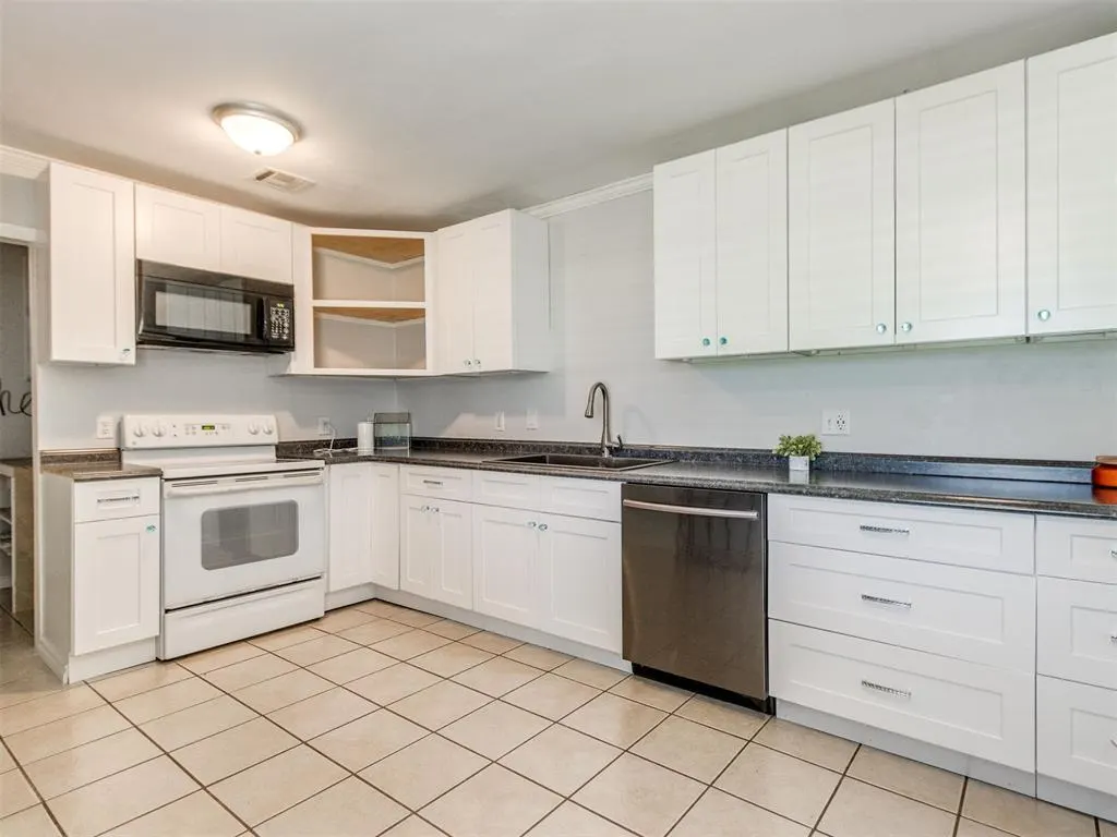 Photo 15 — 6024 NW 50th Street, Oklahoma City, OK 73122
