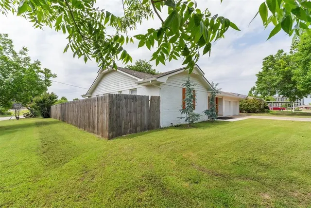 Photo 2 — 6201 N Styll Road, Oklahoma City, OK 73112