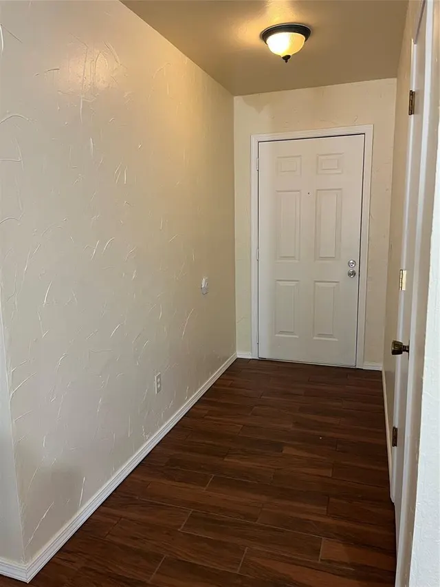 Photo 4 — 637 Cypress Drive, Oklahoma City, OK 73170