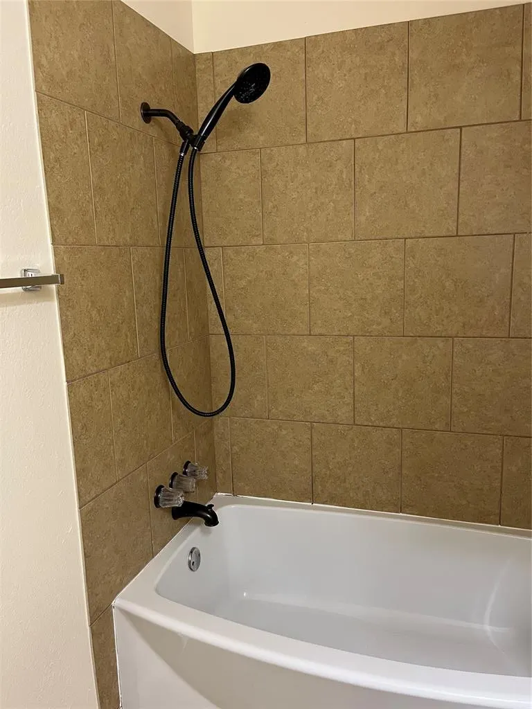 Photo 20 — 637 Cypress Drive, Oklahoma City, OK 73170