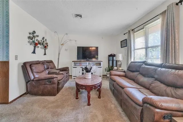 Photo 5 — 1625 Melinda Lane, Oklahoma City, OK 73130
