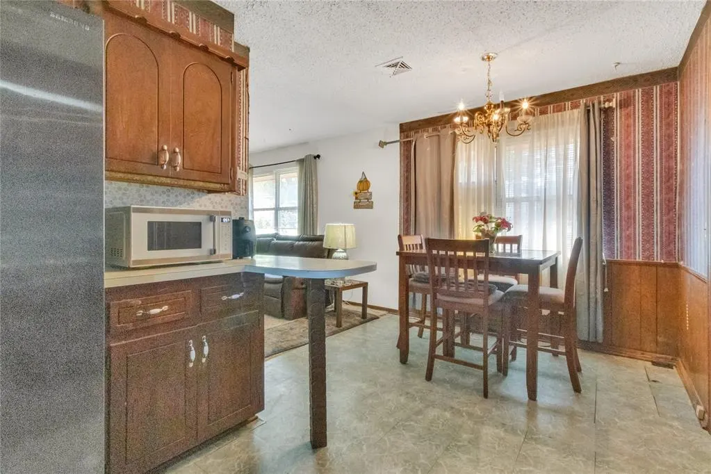 Photo 12 — 1625 Melinda Lane, Oklahoma City, OK 73130