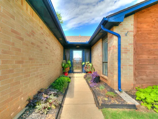 Photo 3 — 12513 Eric Field Place, Oklahoma City, OK 73142