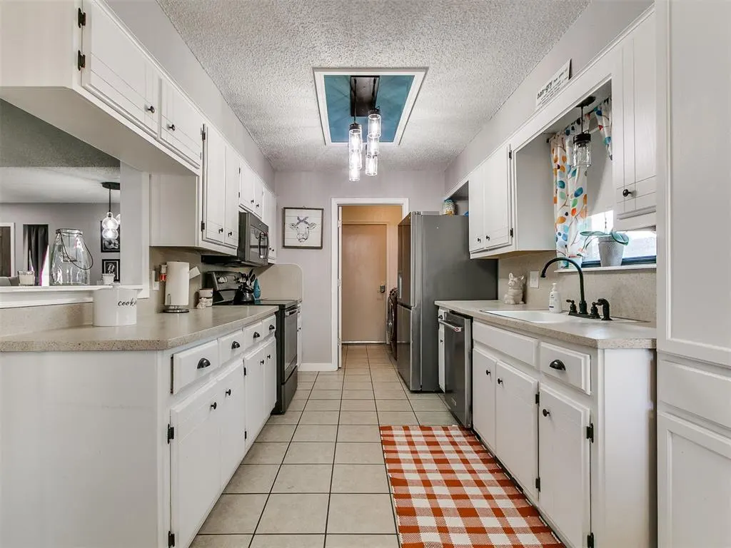 Photo 15 — 12513 Eric Field Place, Oklahoma City, OK 73142