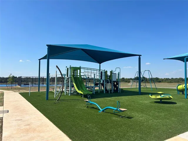 Photo 8 — 4017 Caraway Lane, Norman, OK 73026