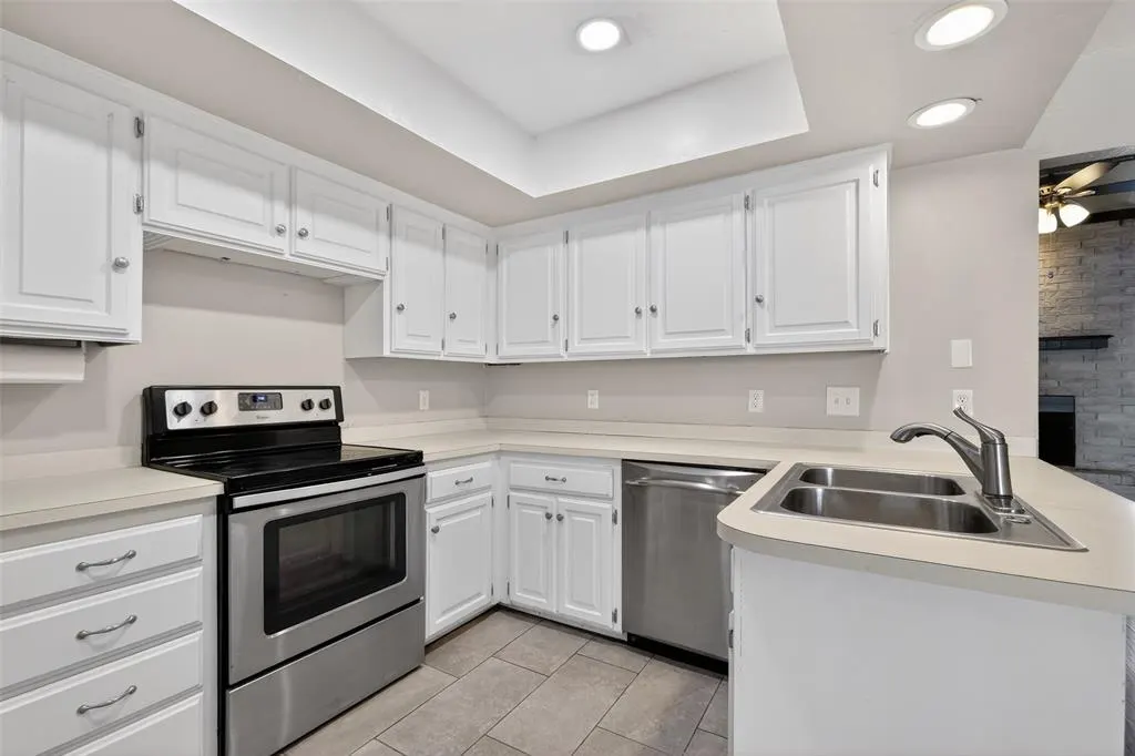 Photo 18 — 1720 Lionsgate Circle, Bethany, OK 73008