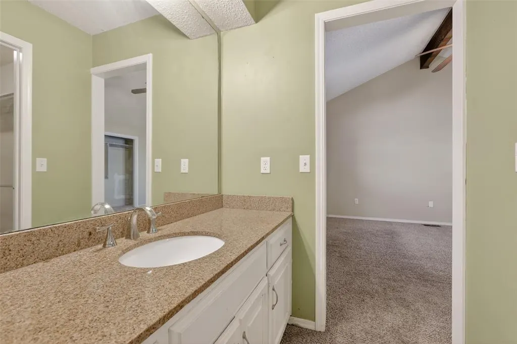 Photo 31 — 1720 Lionsgate Circle, Bethany, OK 73008