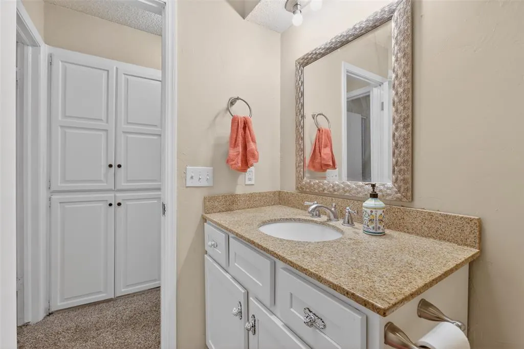 Photo 36 — 1720 Lionsgate Circle, Bethany, OK 73008