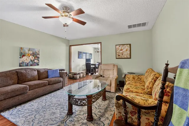 Photo 8 — 1778 Lionsgate Circle, Bethany, OK 73008