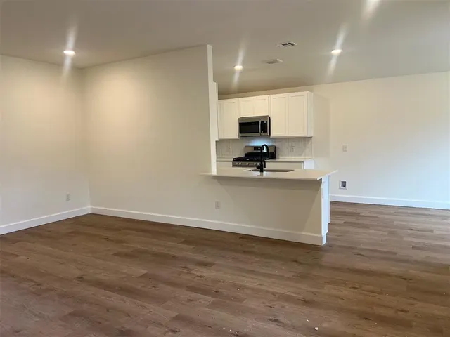 Photo 2 — 1848 Brush Creek Way, Newcastle, OK 73065