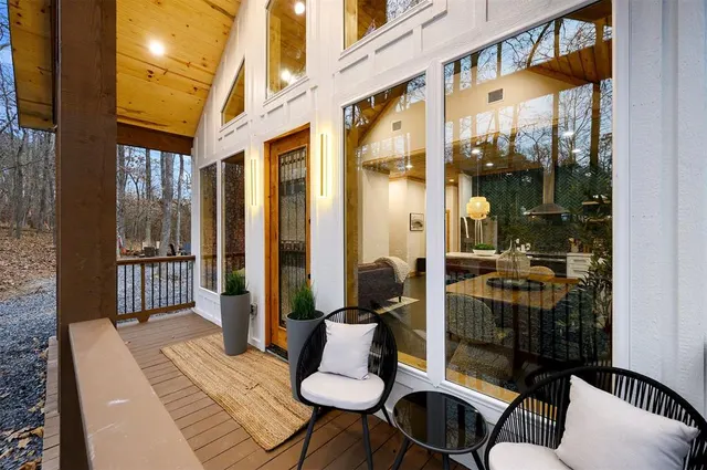 Photo 2 — 35 Cedar Dale Lane, Broken Bow, OK 74728