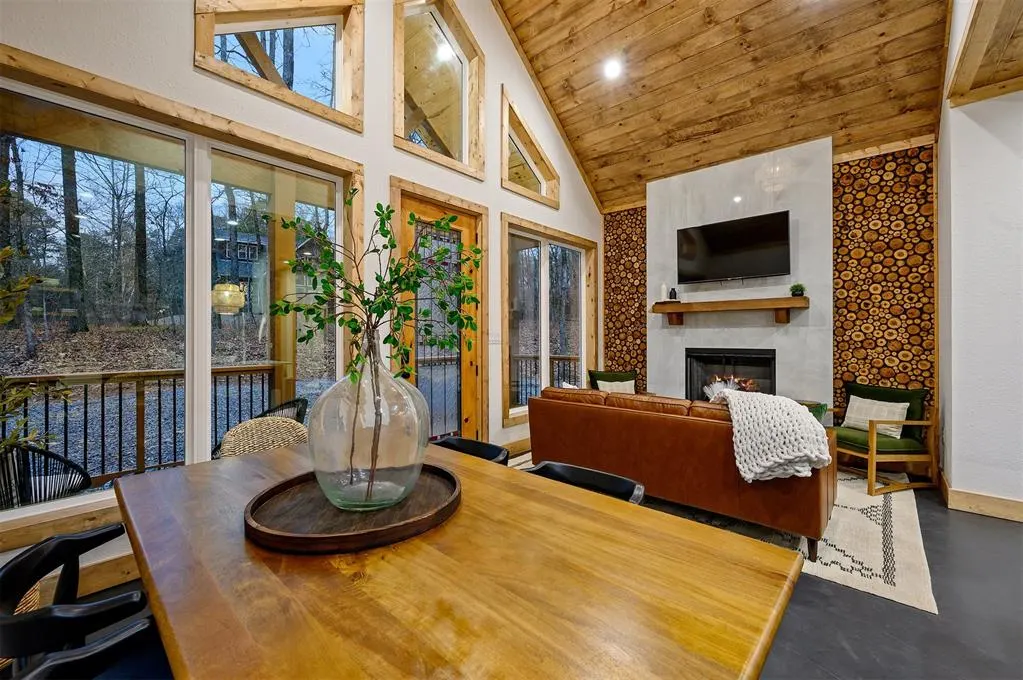 Photo 12 — 35 Cedar Dale Lane, Broken Bow, OK 74728