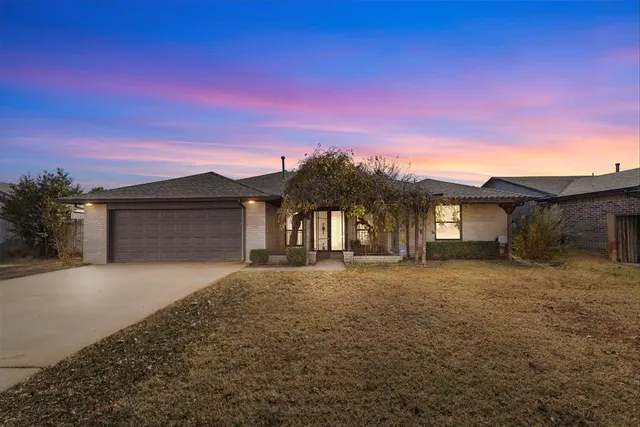 Front exterior — 2304 SW 101st Street, Oklahoma City, OK 73159
