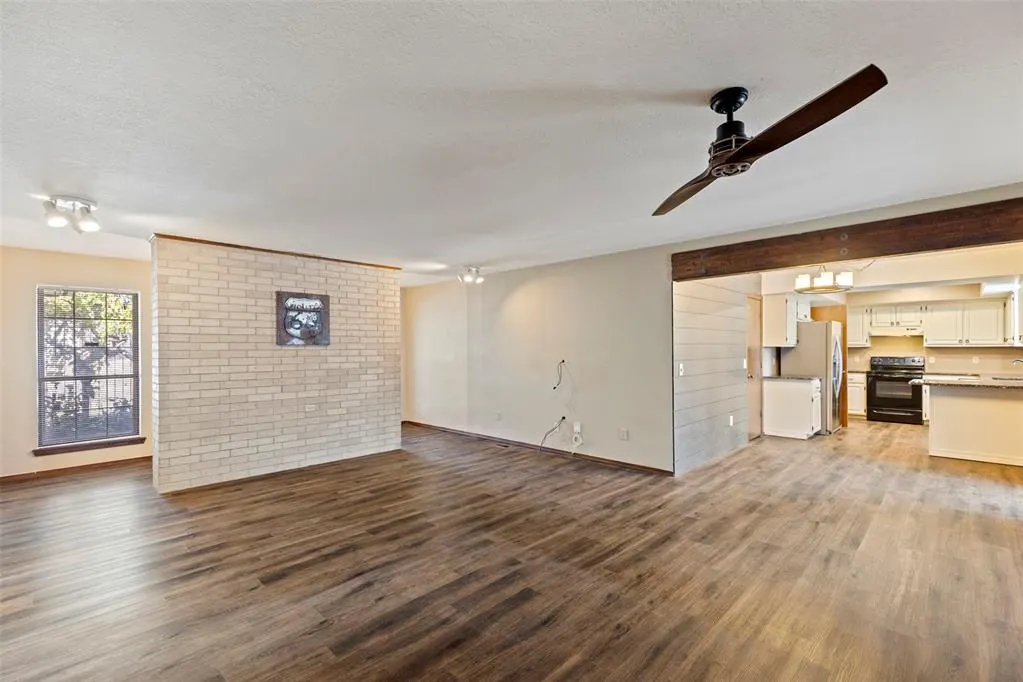 Photo 9 — 2304 SW 101st Street, Oklahoma City, OK 73159