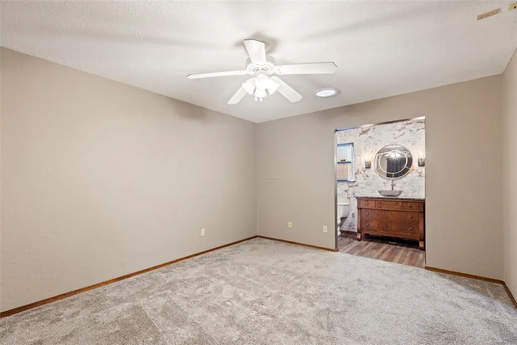 Photo 21 — 2304 SW 101st Street, Oklahoma City, OK 73159
