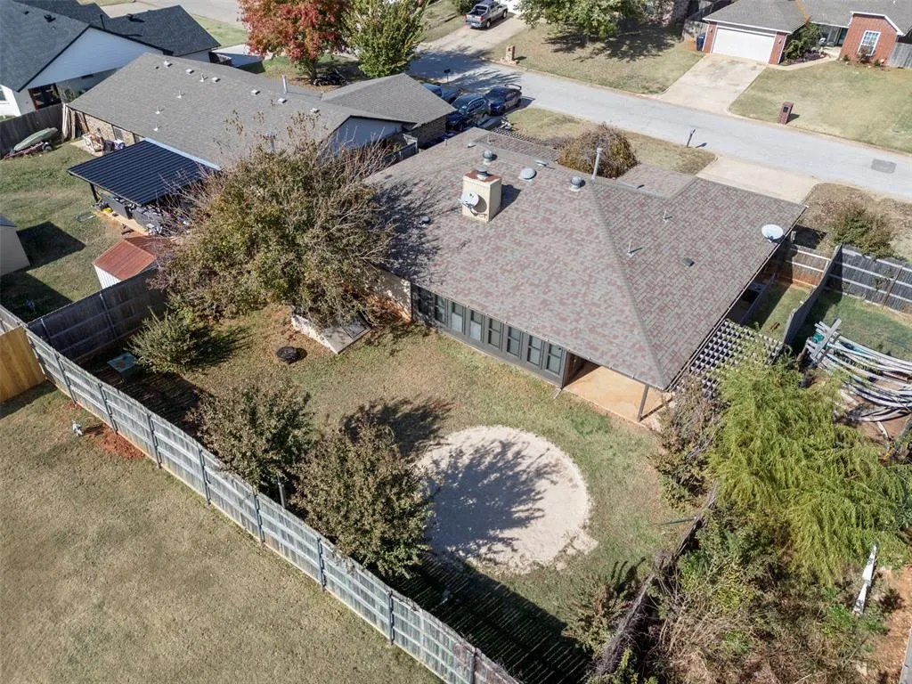 Photo 40 — 2304 SW 101st Street, Oklahoma City, OK 73159