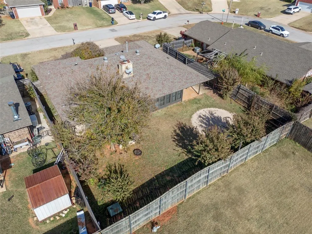 Photo 42 — 2304 SW 101st Street, Oklahoma City, OK 73159