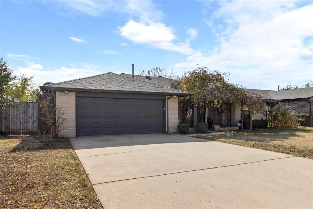 Photo 46 — 2304 SW 101st Street, Oklahoma City, OK 73159