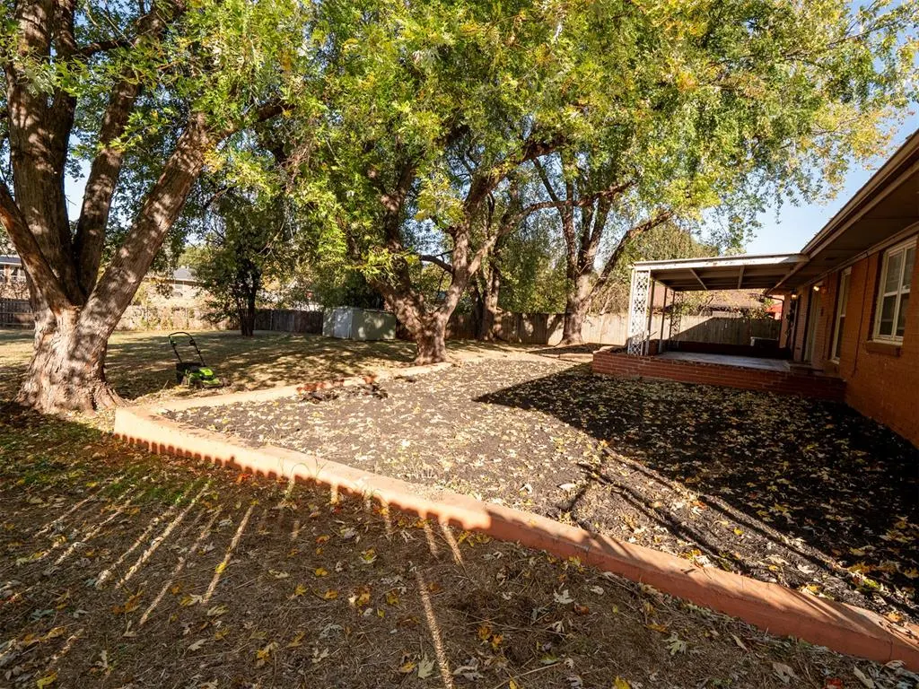 Photo 15 — 3313 Meadowbrook Drive, Midwest City, OK 73110