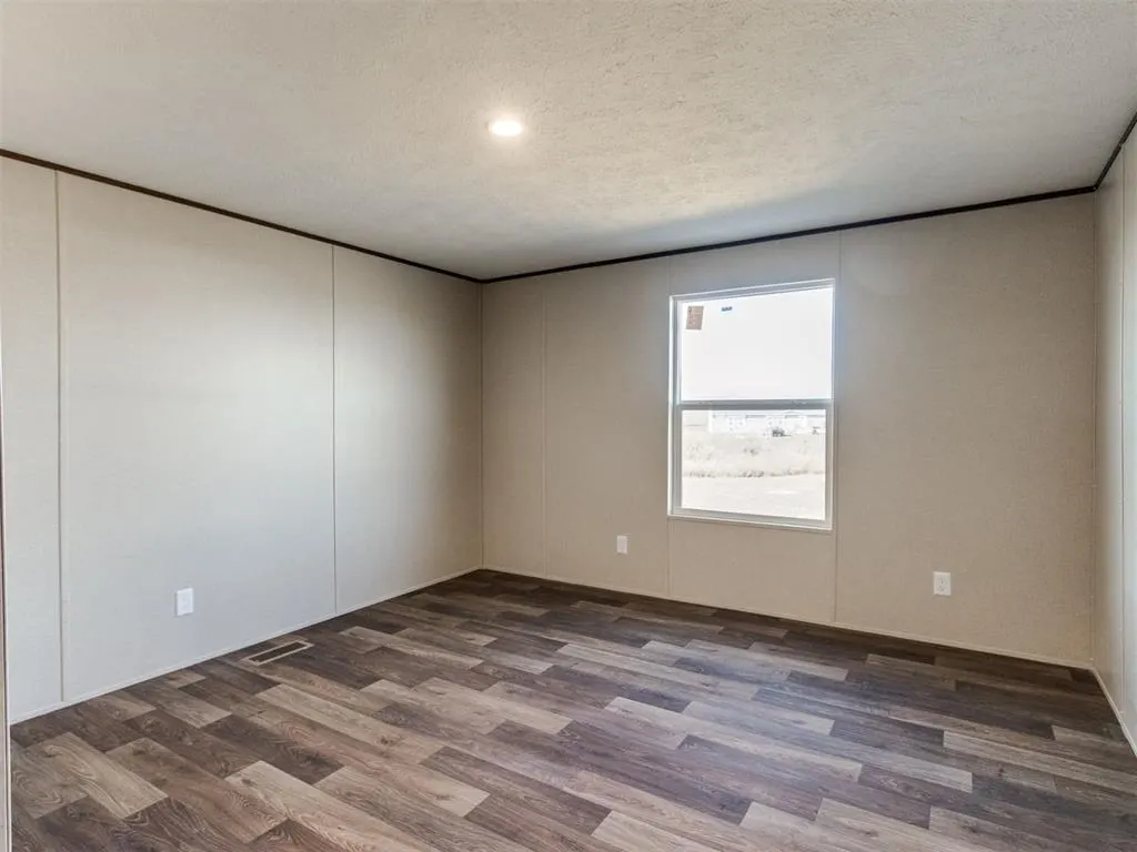 Photo 14 — 4659 Cumberland Farm Circle, Guthrie, OK 73044