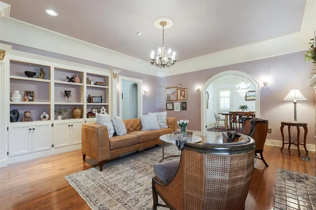 Photo 7 — 834 NE 17th Street, Oklahoma City, OK 73105