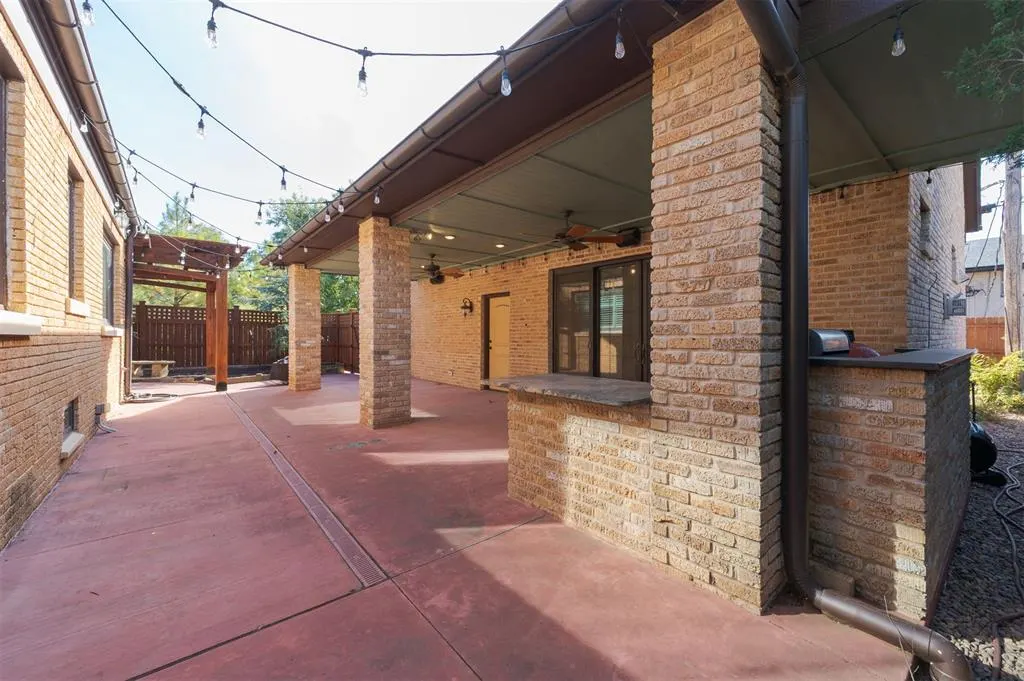 Photo 41 — 834 NE 17th Street, Oklahoma City, OK 73105