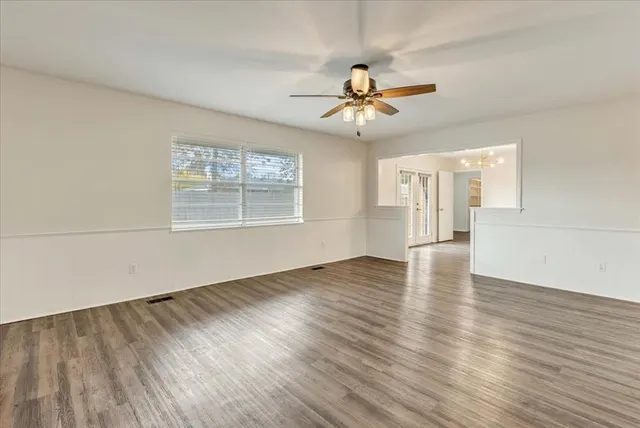 Photo 7 — 4124 NW 61st Terrace, Oklahoma City, OK 73112