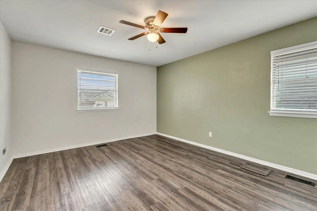 Photo 12 — 4124 NW 61st Terrace, Oklahoma City, OK 73112