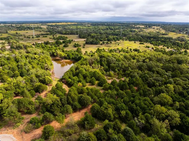 Photo 3 — 15233 Hidden Glen Lane, Glencoe, OK 74032